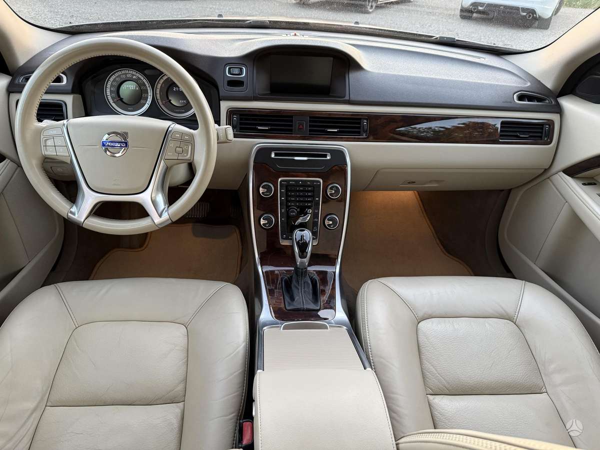 Volvo XC70, 3.0 l., Универсал