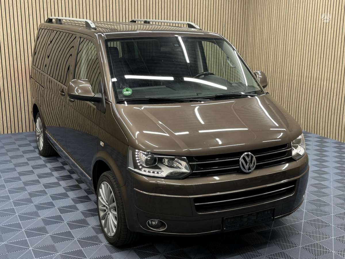 Volkswagen Multivan - 8