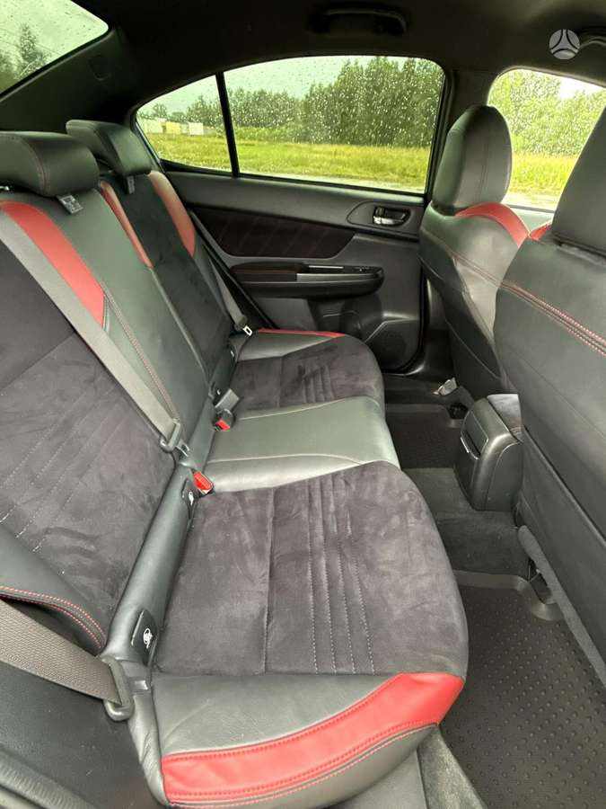Subaru Impreza WRX - 9