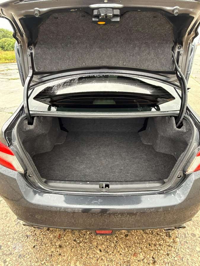 Subaru Impreza WRX - 10