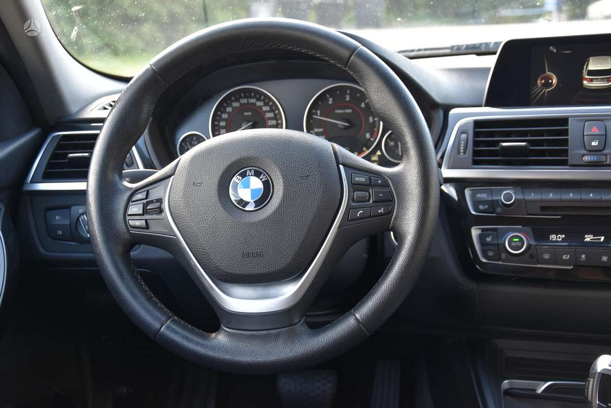 BMW 320, 2.0 l., wagon