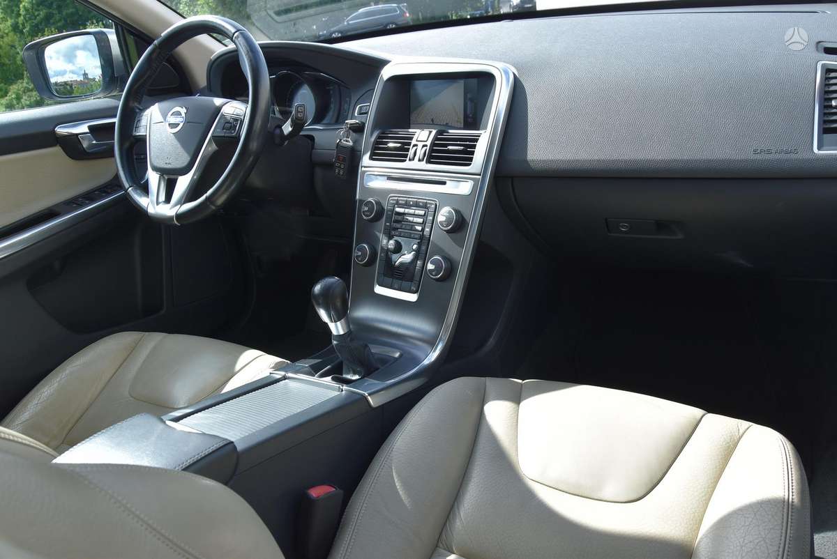 Volvo XC60 - 2