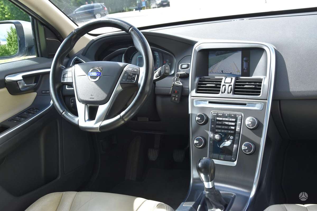 Volvo XC60 - 11