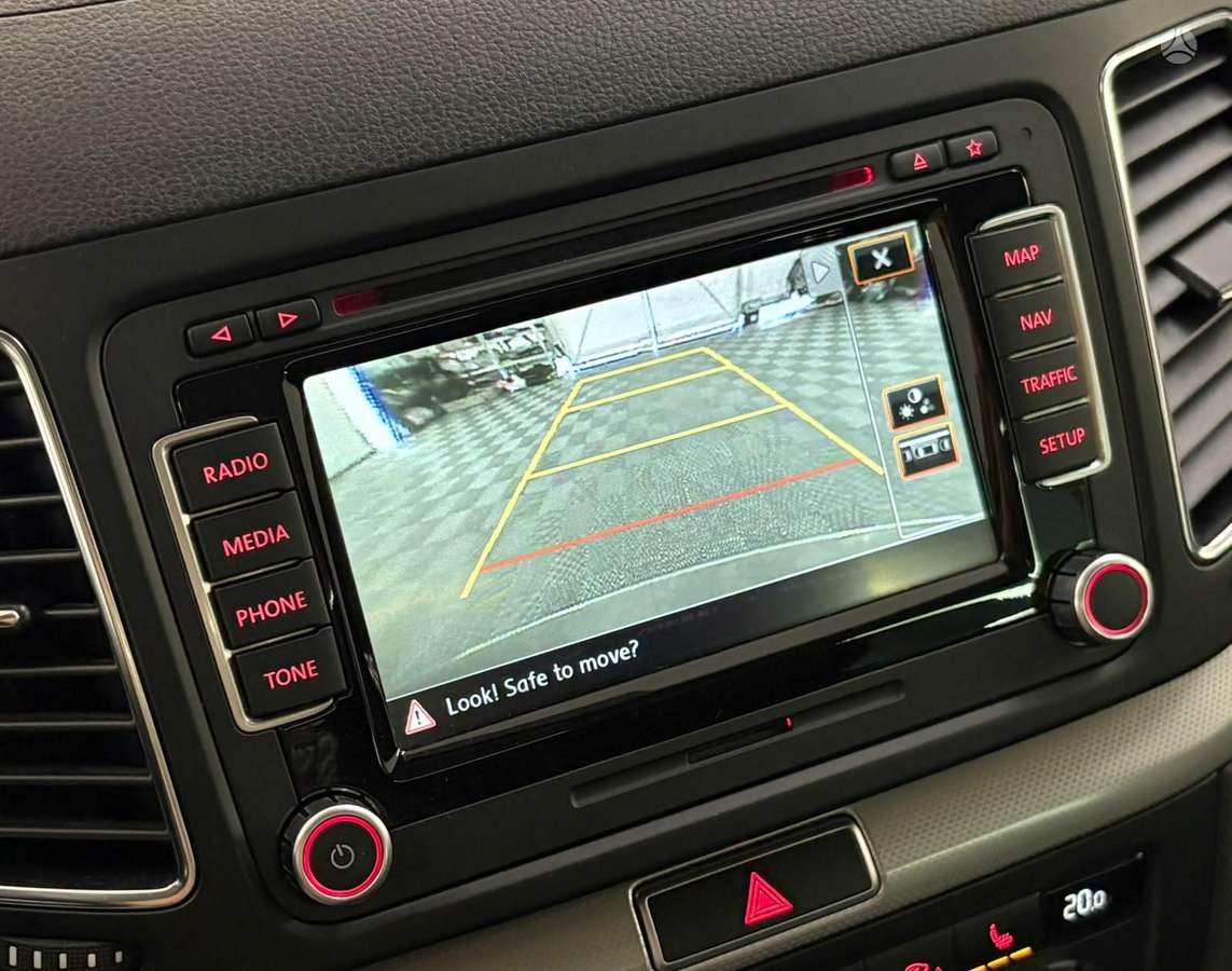 Volkswagen Sharan - 5