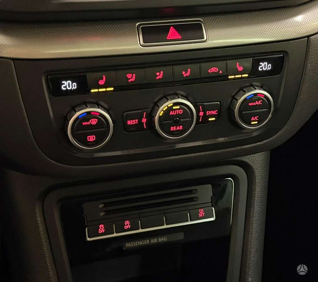 Volkswagen Sharan - 7