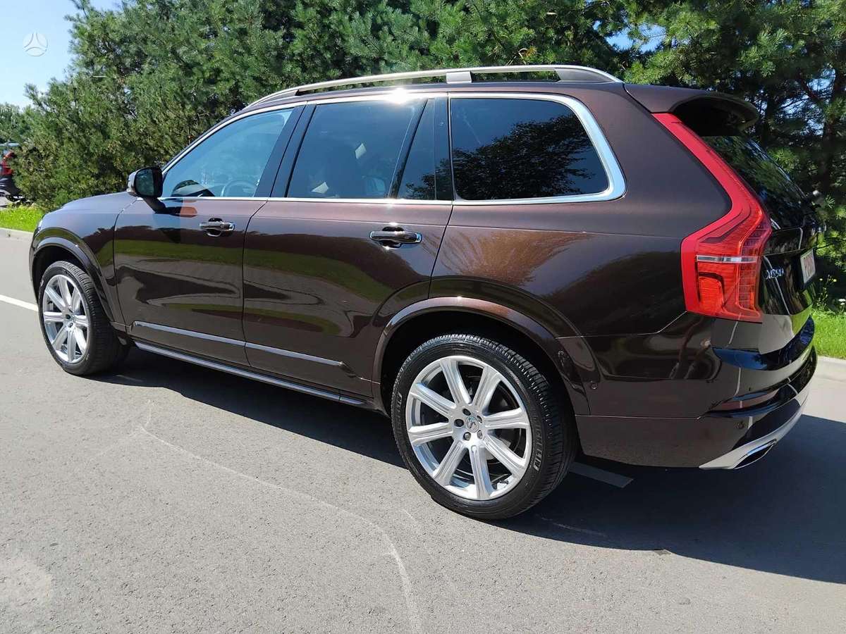 Volvo XC90 - 8