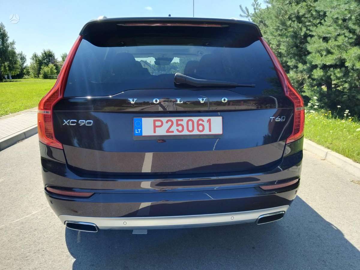 Volvo XC90 - 10