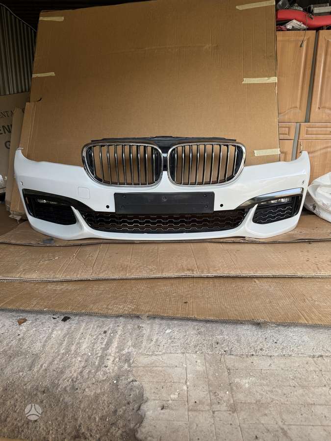BMW 740 kėbulo dalys