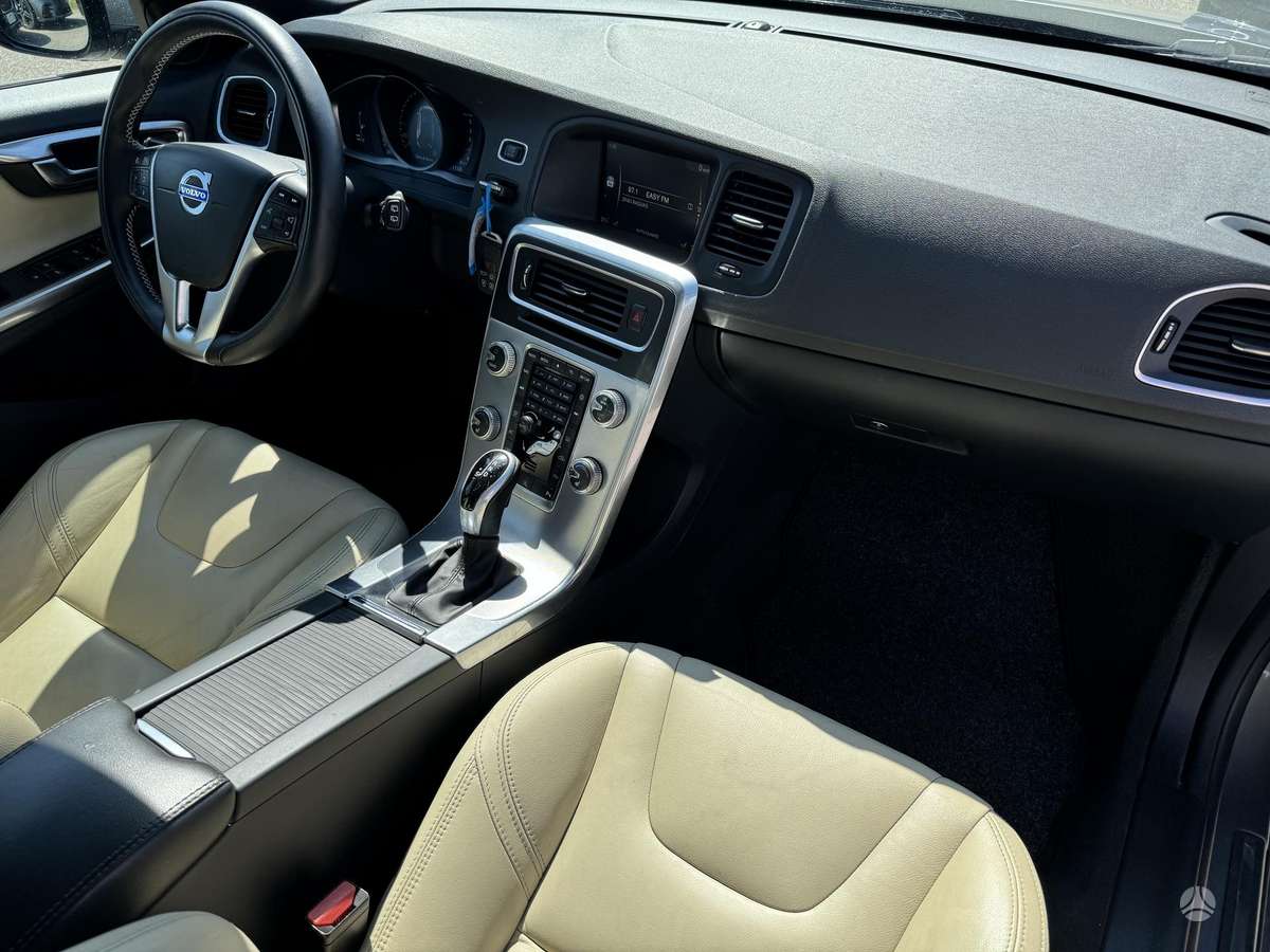 Volvo V60, 2.0 l., wagon