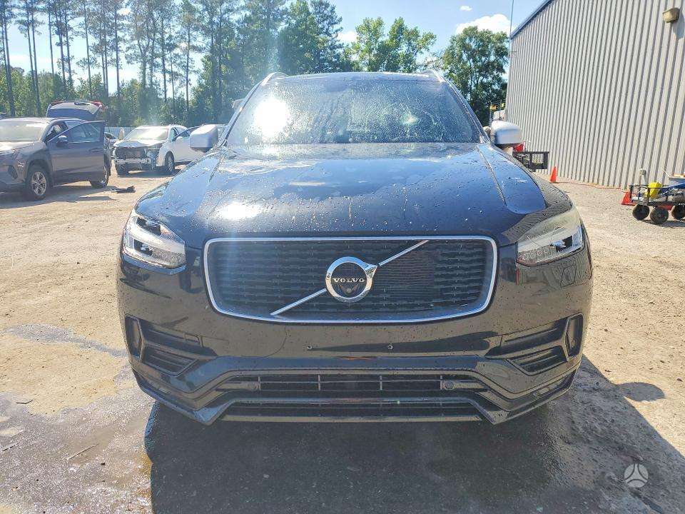 Volvo XC90 - 5