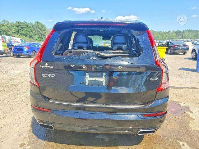 Volvo XC90 - 6