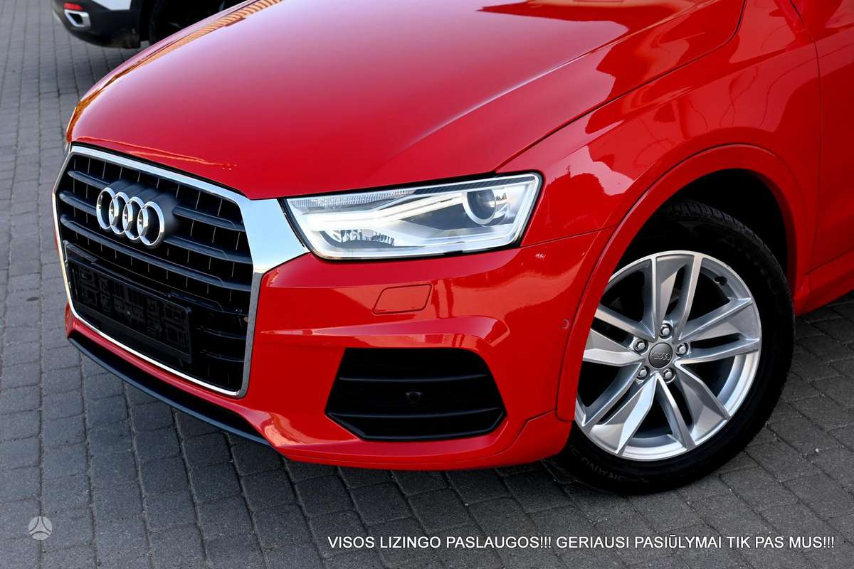 Audi Q3, 2.0 l., off-road / crossover