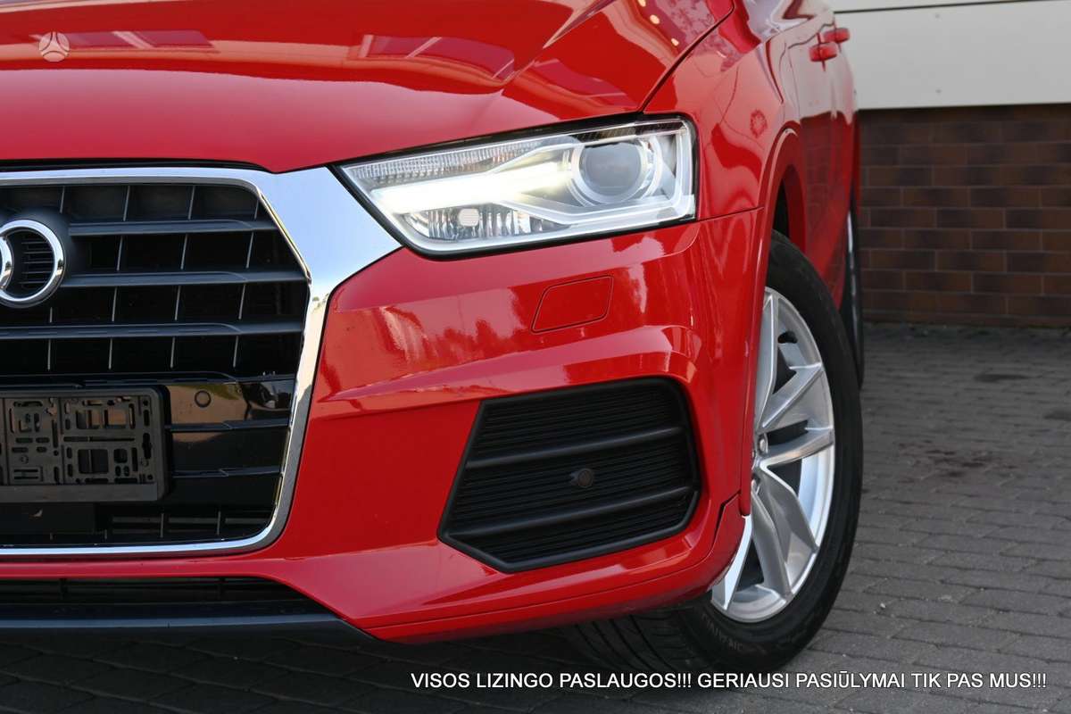 Audi Q3, 2.0 l., off-road / crossover