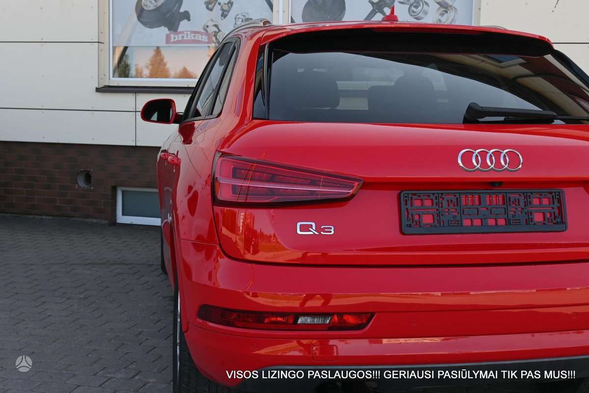 Audi Q3, 2.0 l., Внедорожник / Кроссовер