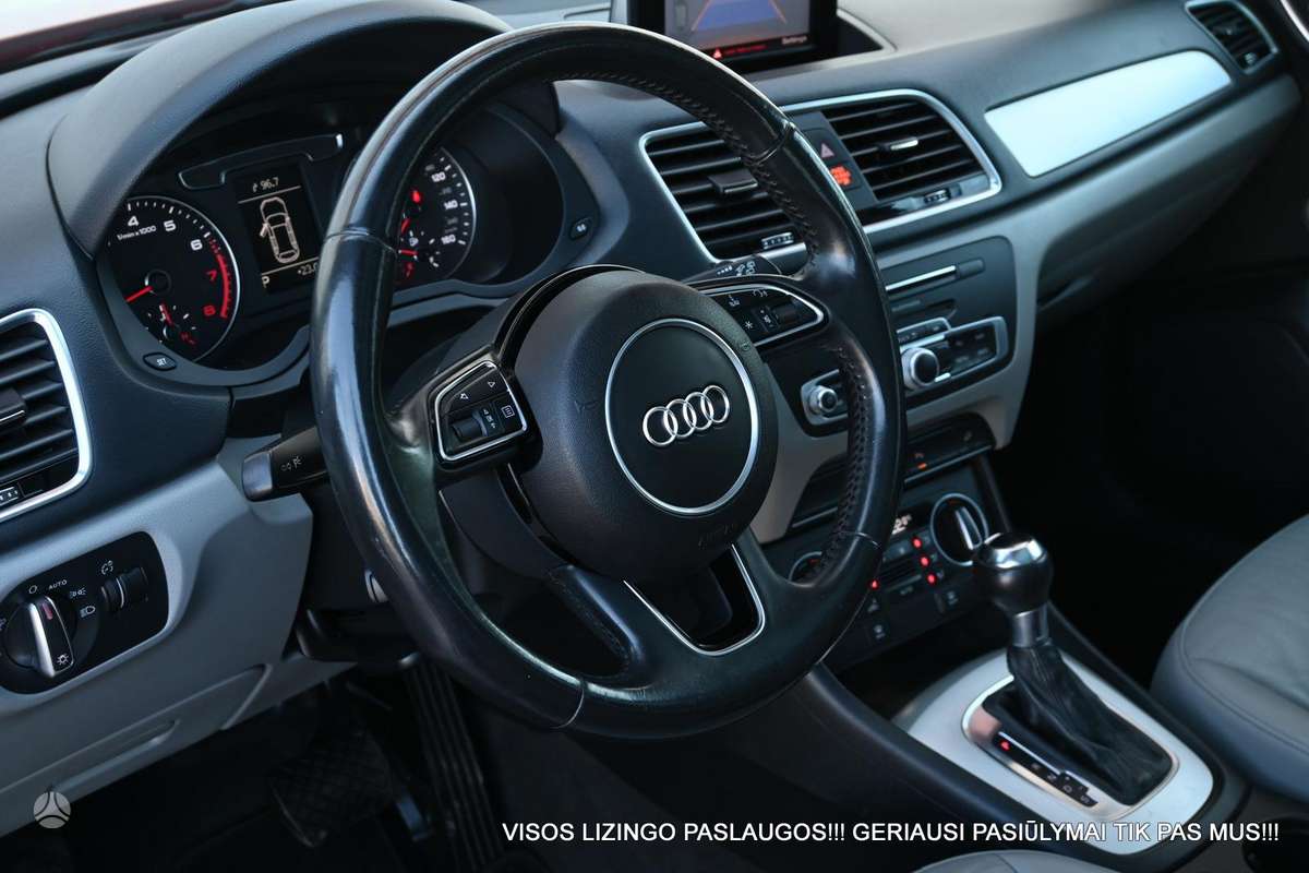 Audi Q3, 2.0 l., Внедорожник / Кроссовер