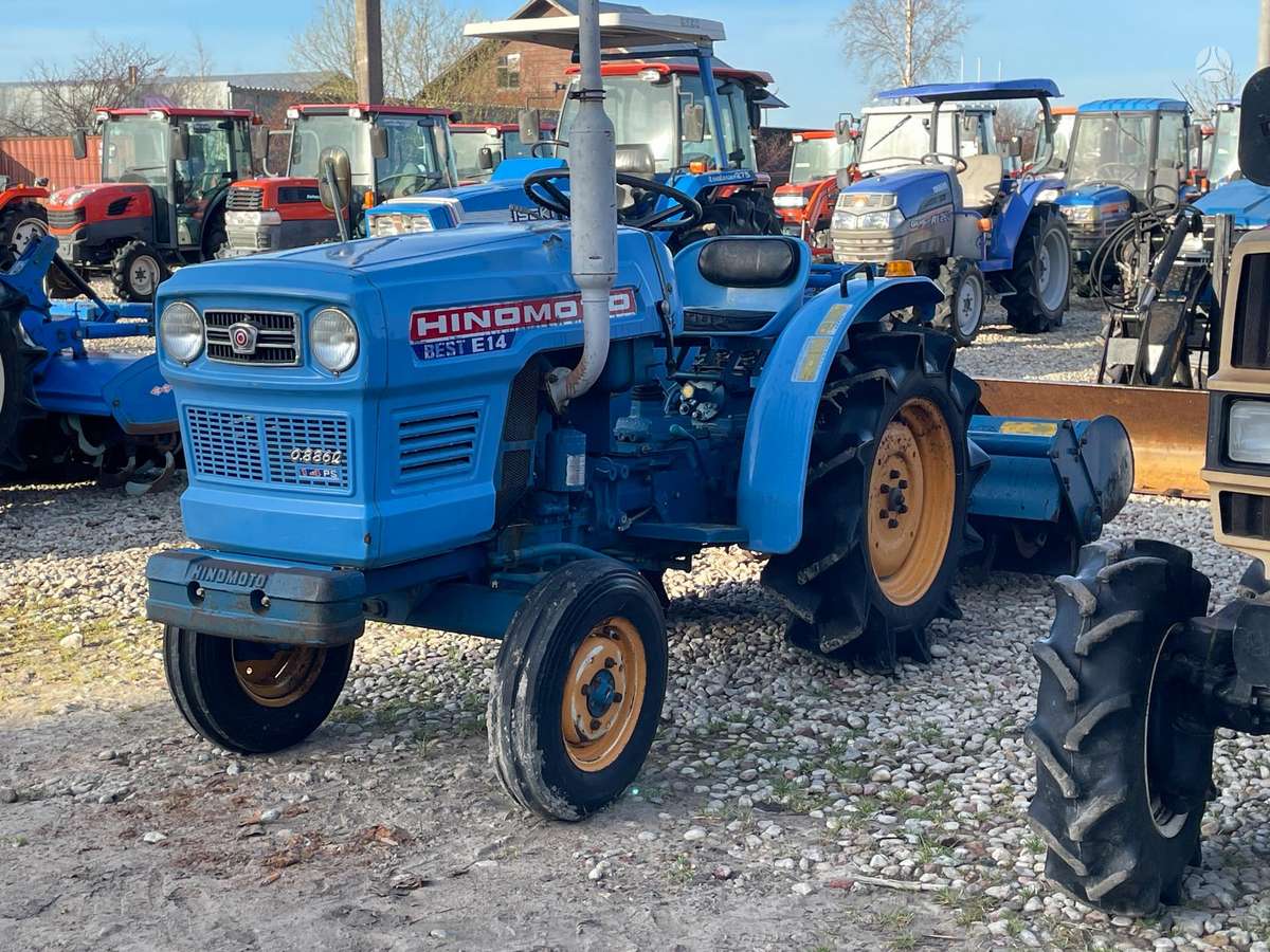 Kubota Įvairių modelių, tractors