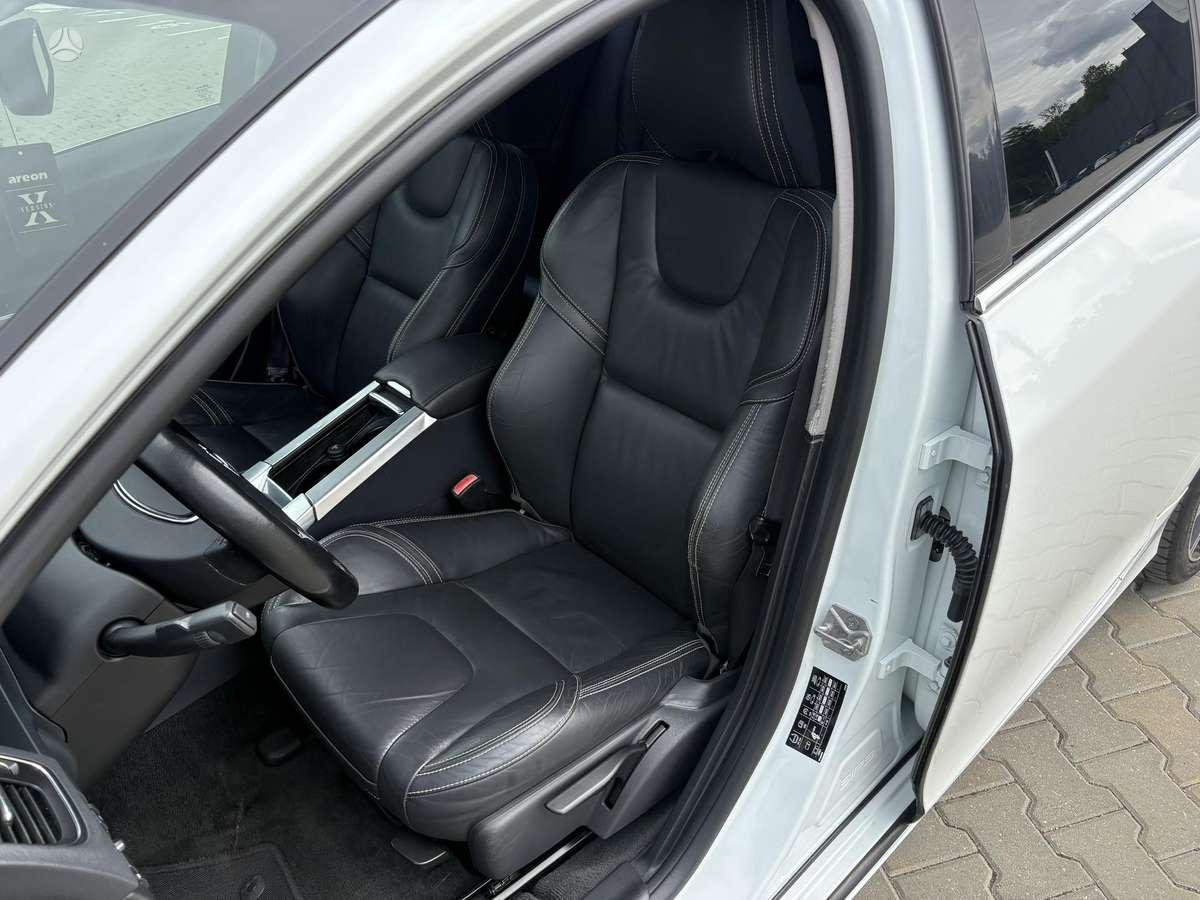 Volvo V60, 2.0 l., Универсал