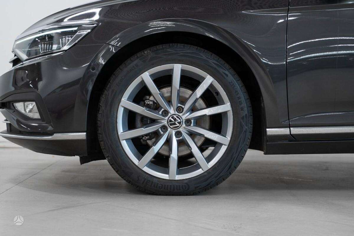 Volkswagen Passat, 2.0 l., Универсал