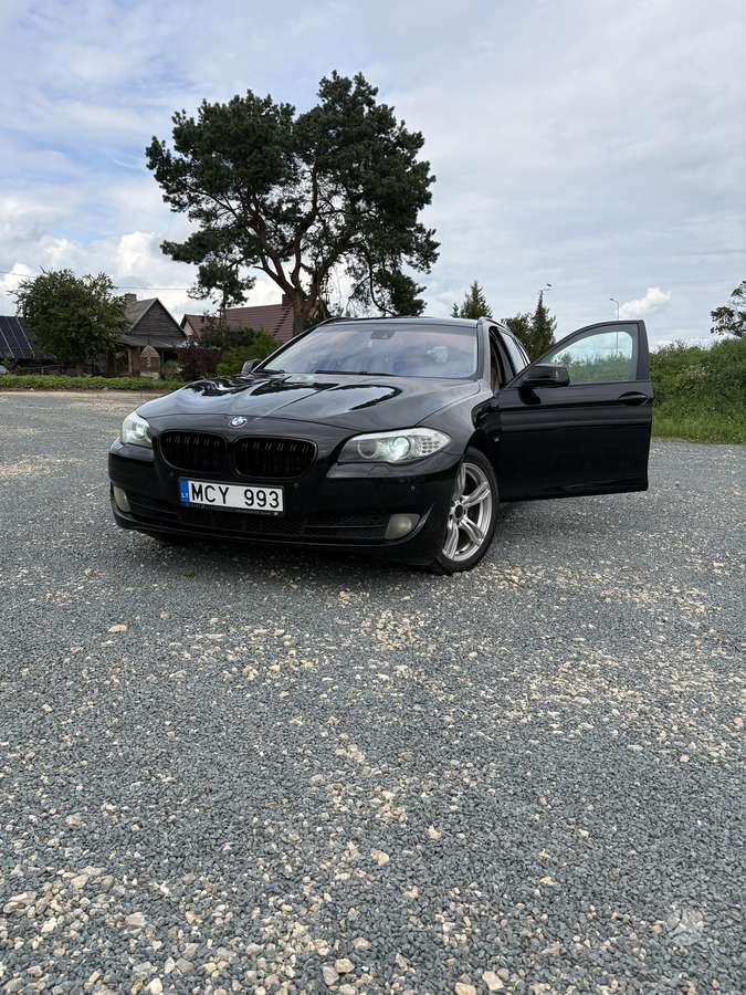 BMW 525, 3.0 l., Универсал