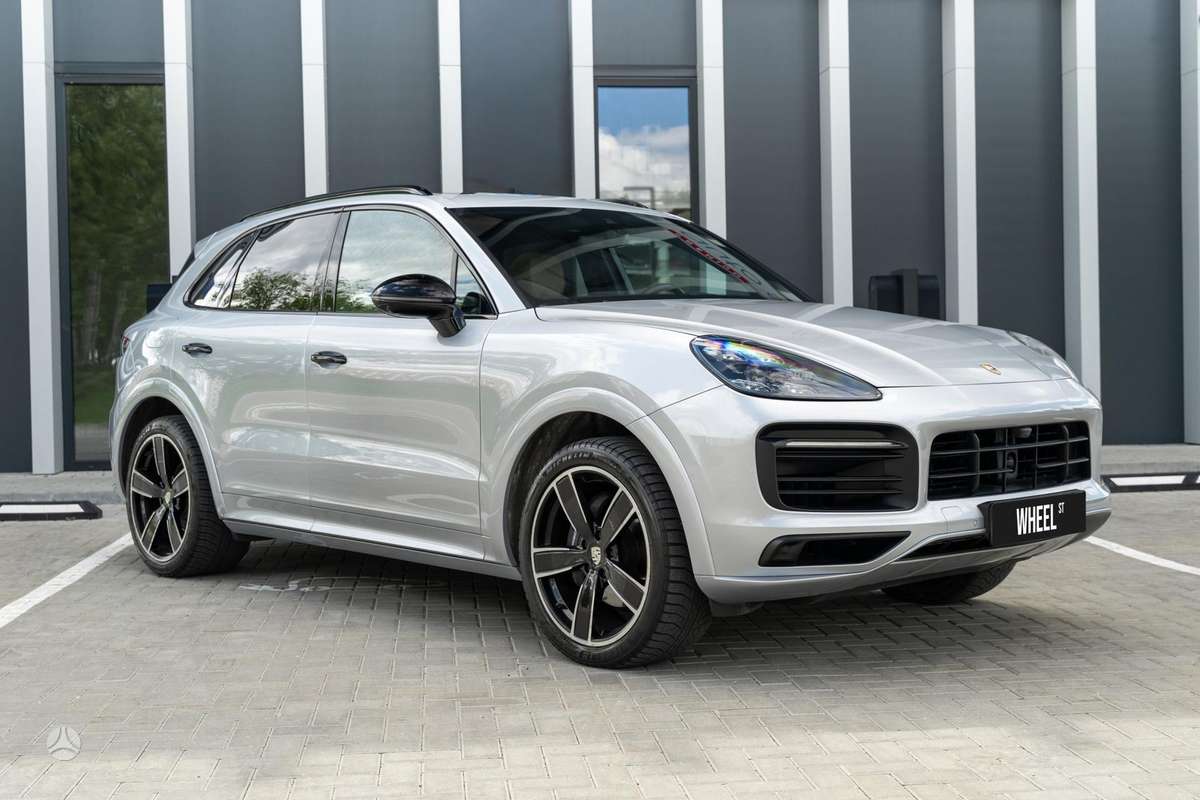 Porsche Cayenne - 7