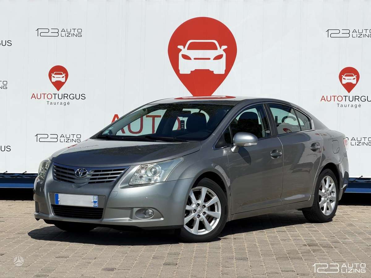Toyota Avensis - 1