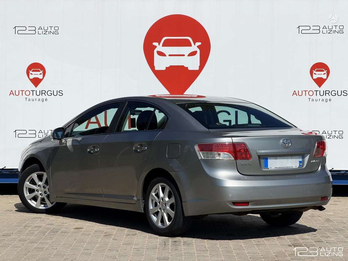 Toyota Avensis - 5