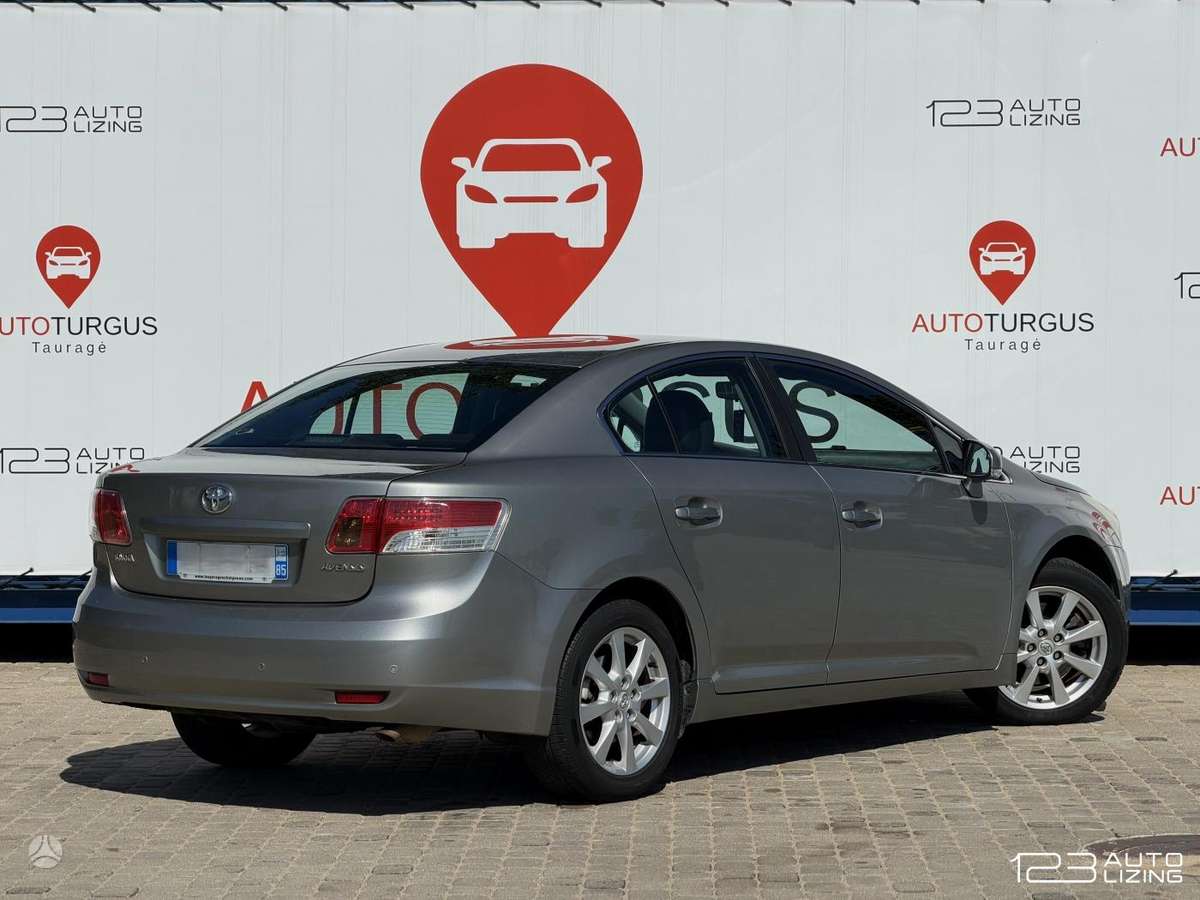 Toyota Avensis - 7