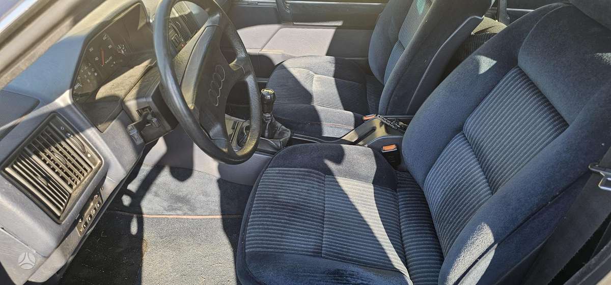 Audi 200, 2.2 l., Седан