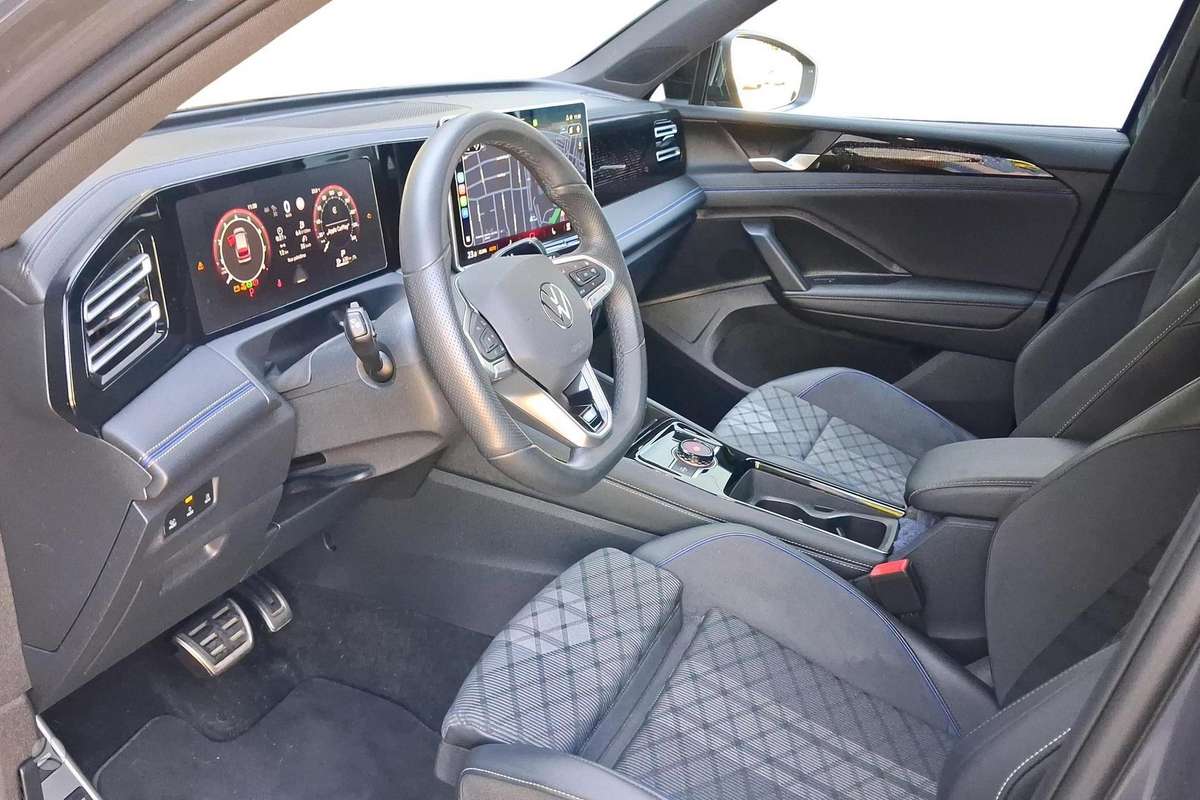 Volkswagen Tiguan - 10