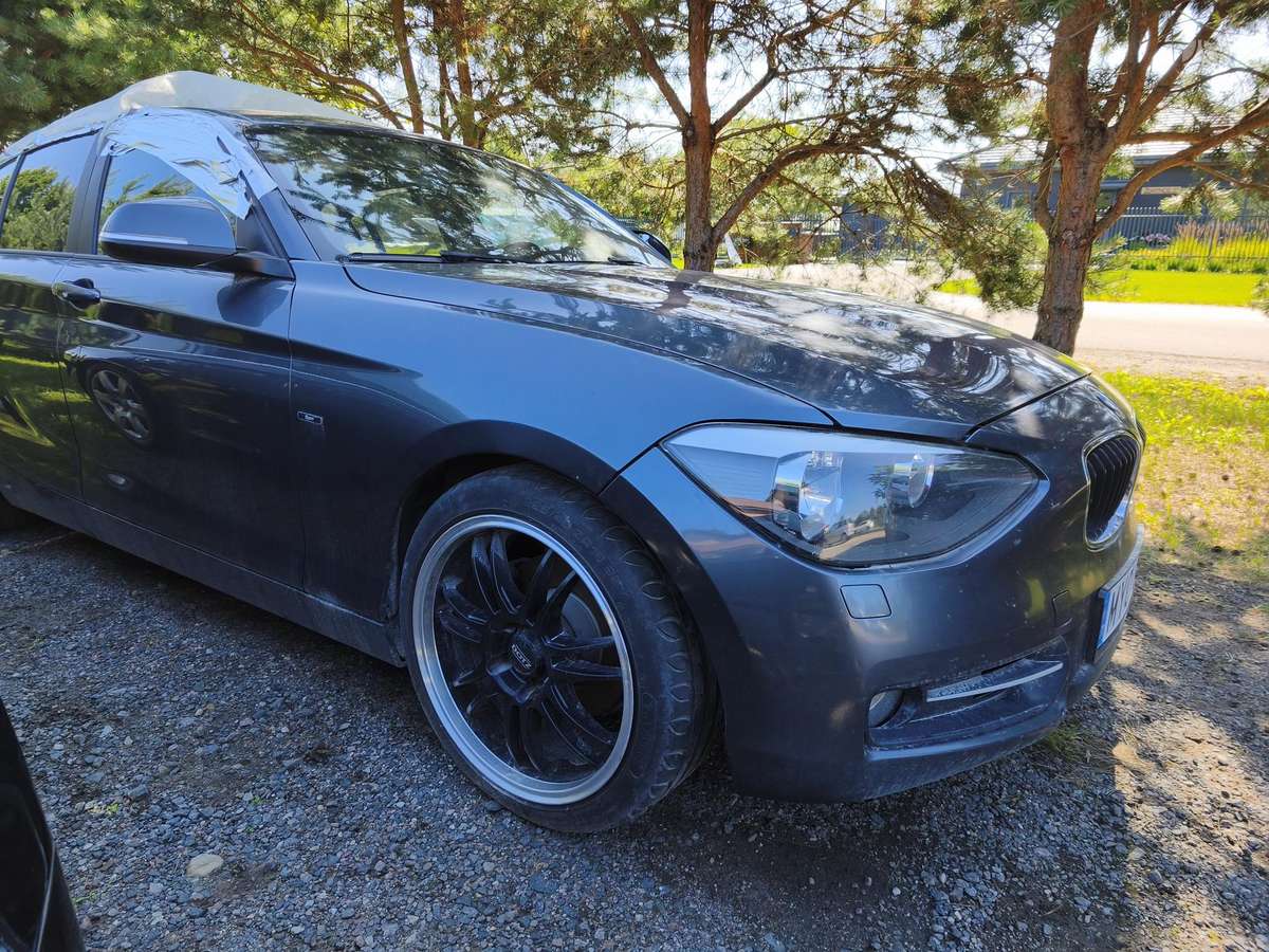 BMW 120 Dazu kodas b39