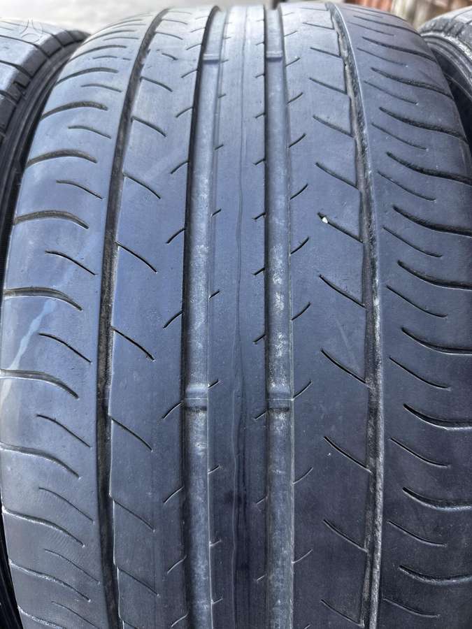 Dunlop, летние 235/45 R18