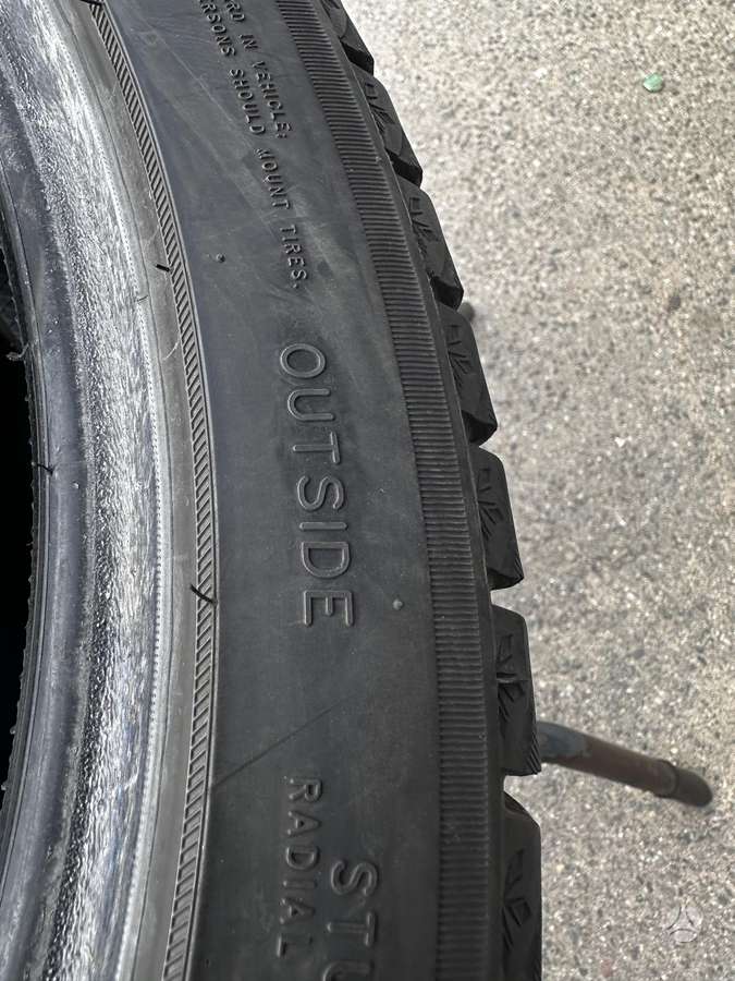 Triangle, all-season 255/40 R19