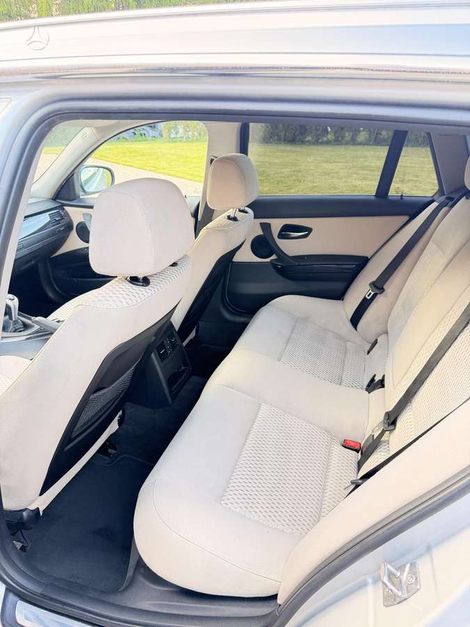BMW 320, 2.0 l., wagon