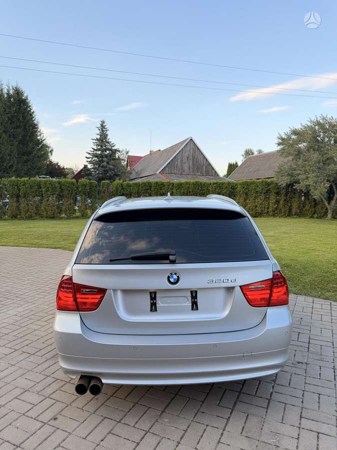 BMW 320, 2.0 l., wagon