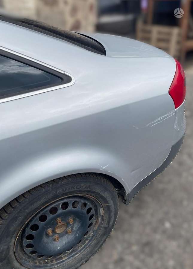 Audi A6 dalimis