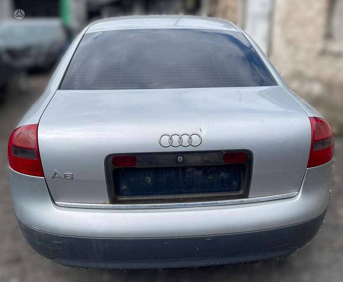 Audi A6 dalimis