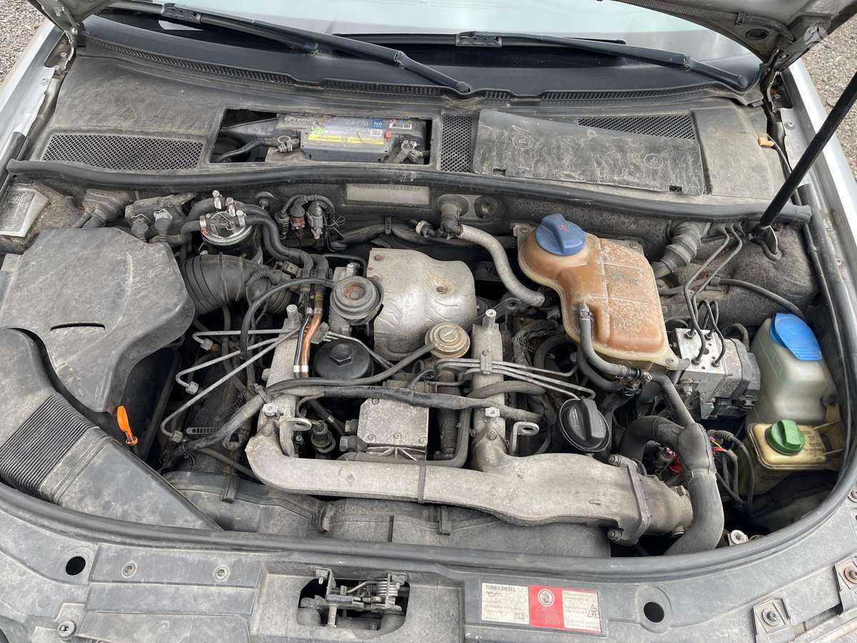 Audi A6 dalimis