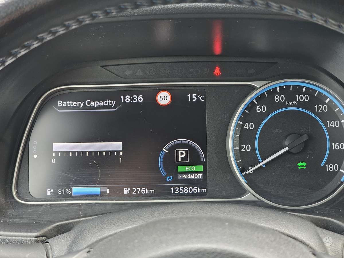 Nissan Leaf, 62 kWh, hatchback
