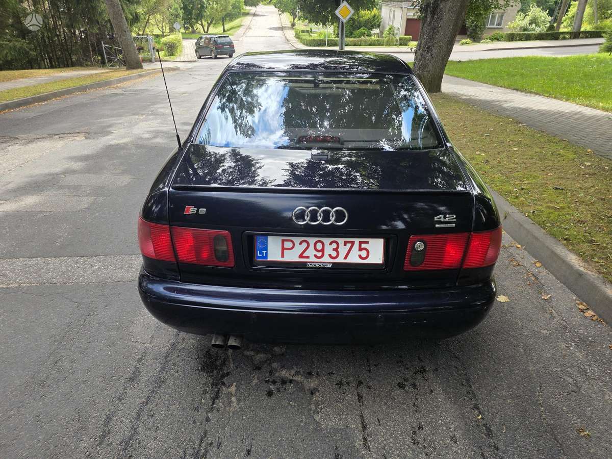 Audi S8, 4.2 l., Седан