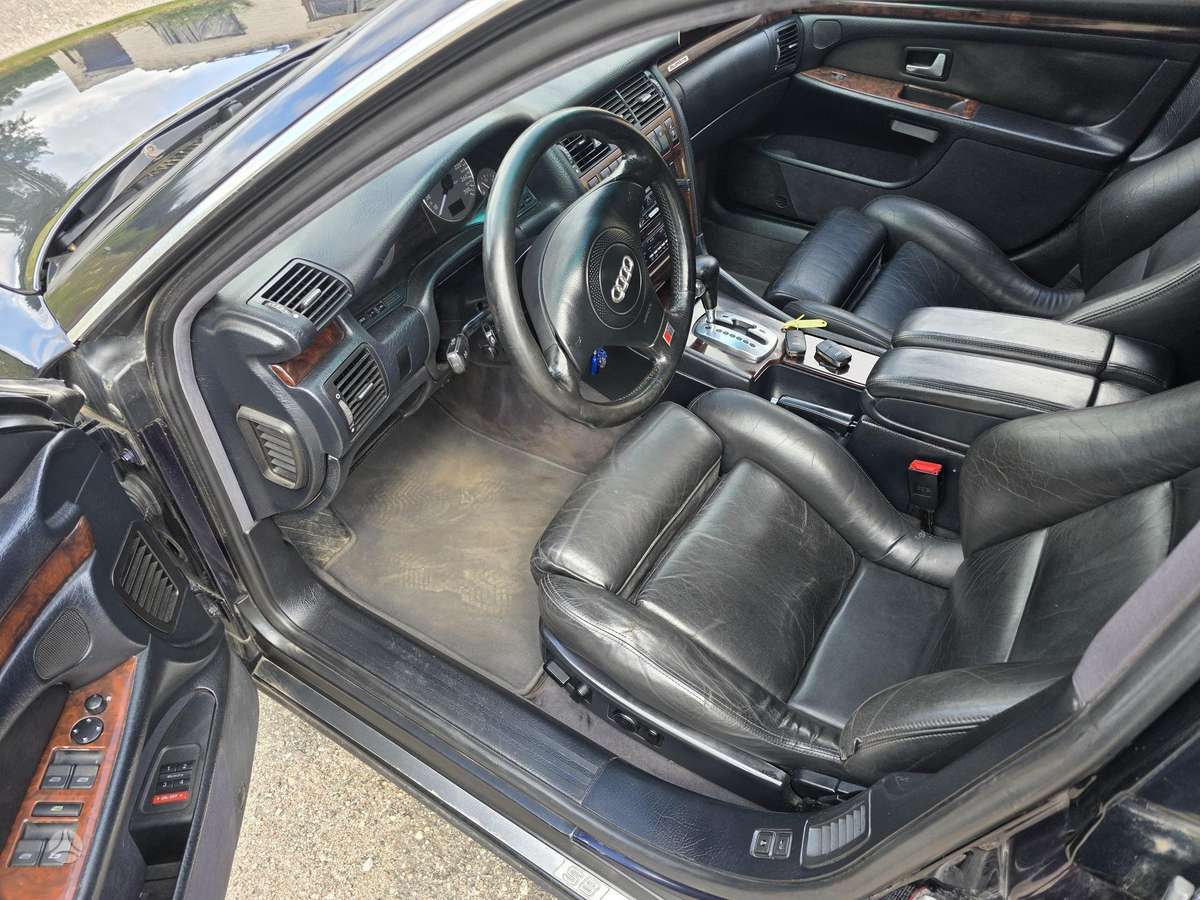 Audi S8, 4.2 l., Седан
