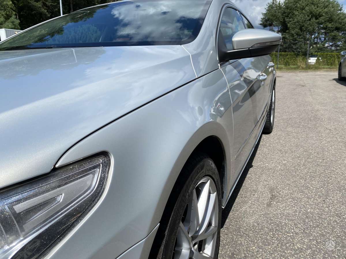 Volkswagen Passat CC - 9