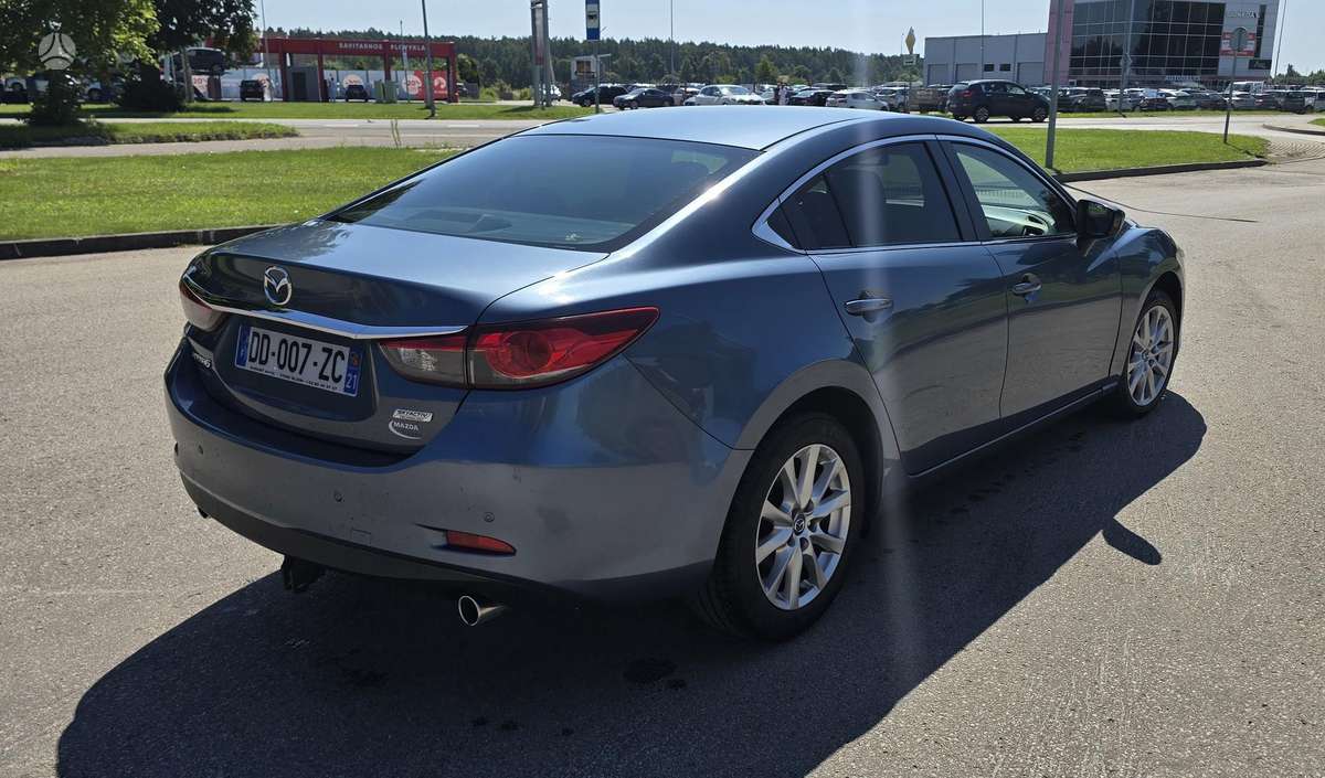 Mazda 6, 2.2 l., Седан