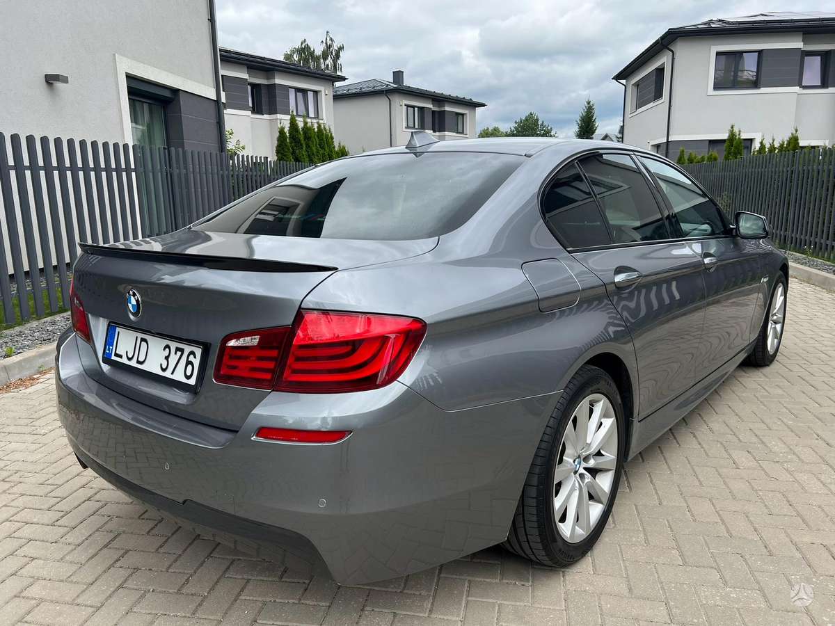 BMW 525, 2.0 l., Седан