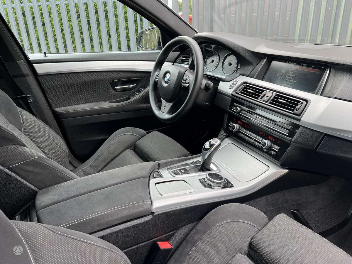 BMW 525, 2.0 l., Седан