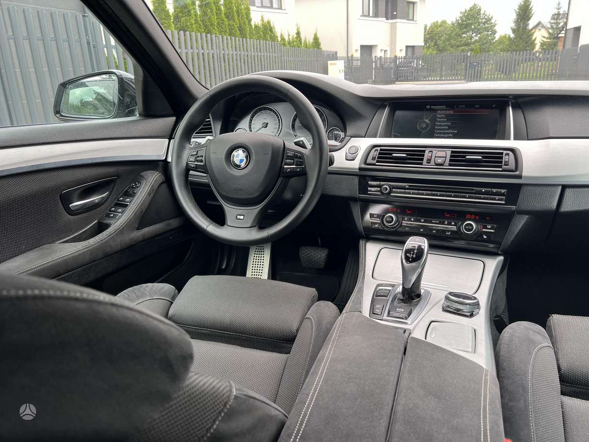 BMW 525, 2.0 l., Седан