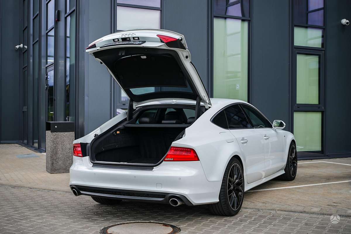 Audi A7, 3.0 l., coupe