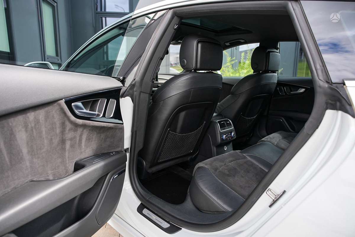 Audi A7, 3.0 l., coupe