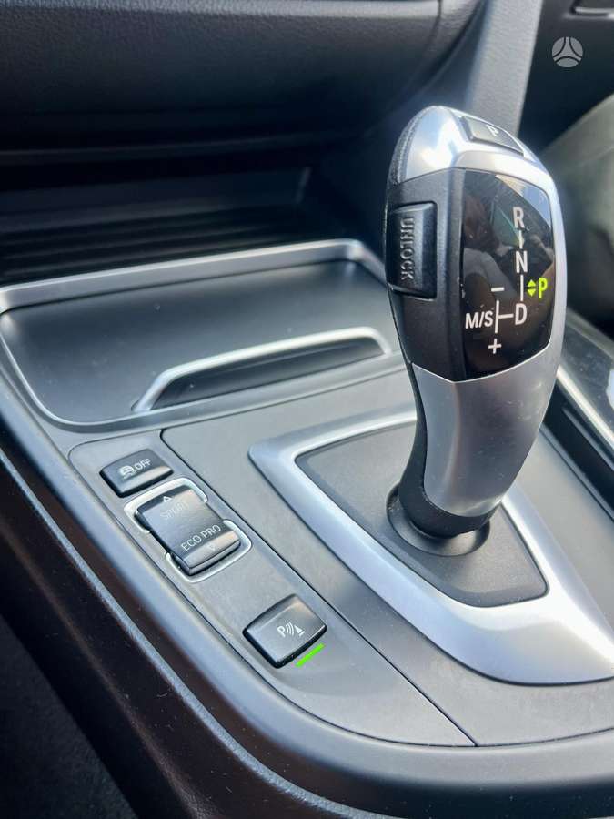 BMW 320, 2.0 l., wagon