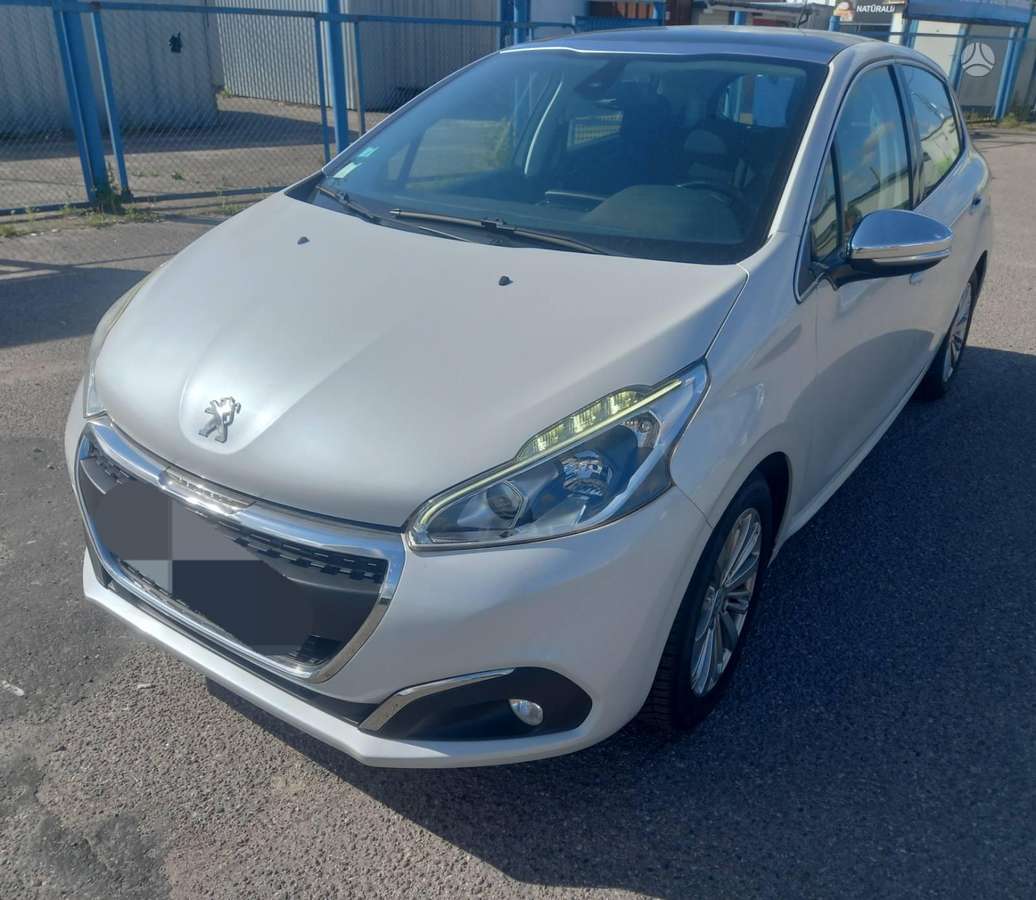 Peugeot 208 - 2