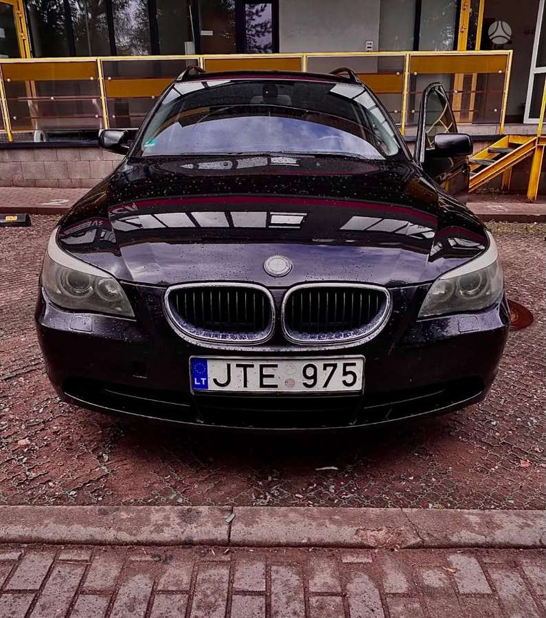 BMW 525, 2.5 l., Универсал
